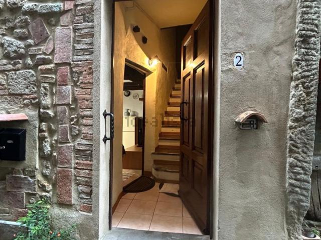 Appartamento in vendita a Roccastrada, Toscana
