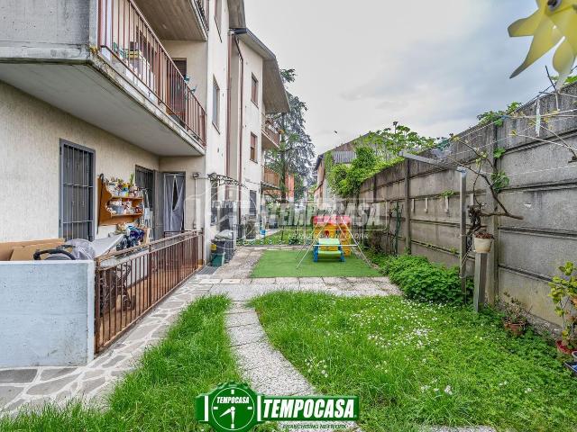 Appartamento in vendita a Osio Sotto, Lombardia