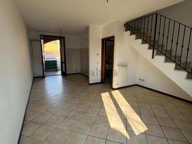 Appartamento in vendita a Quinzano D'oglio, Lombardia