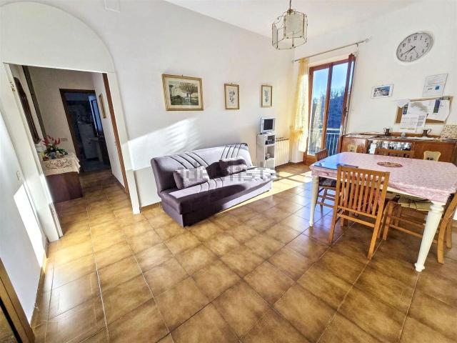 Appartamento in vendita a Riccò Del Golfo, Liguria