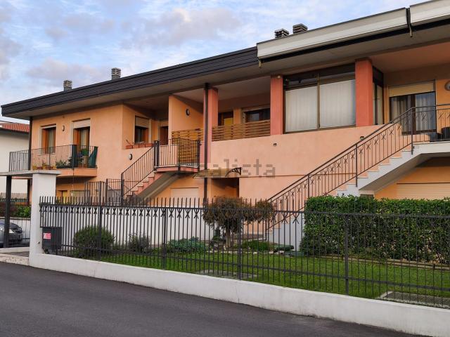 Appartamento in vendita a Zugliano, Veneto