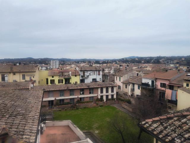 Appartamento in vendita a Lecchi, Toscana