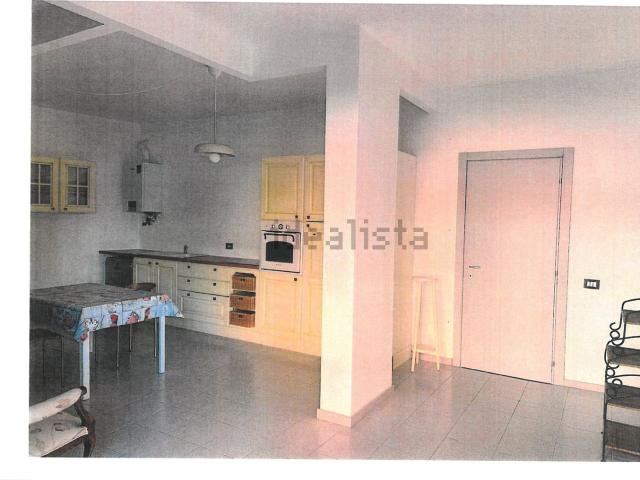 Appartamento in vendita a Acquate, Lecco