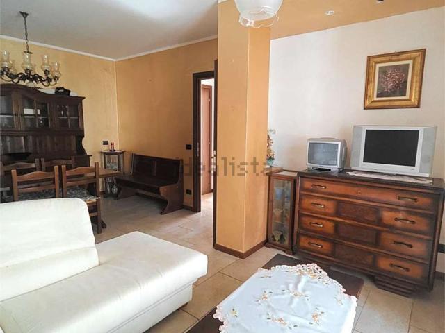 Appartamento in vendita a Montjovet, Aosta