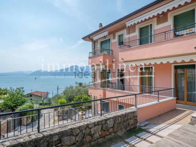 Appartamento in vendita a Torri Del Benaco, Veneto