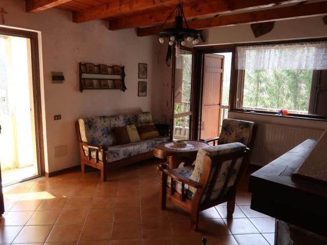 Appartamento in vendita a Ferriere, Reggio Emilia