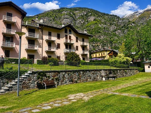 Appartamento in vendita a Issime, Aosta