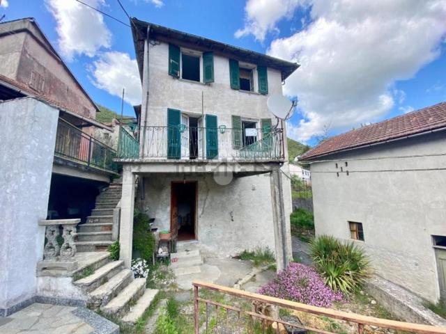 Appartamento in vendita a Vobbia, Liguria