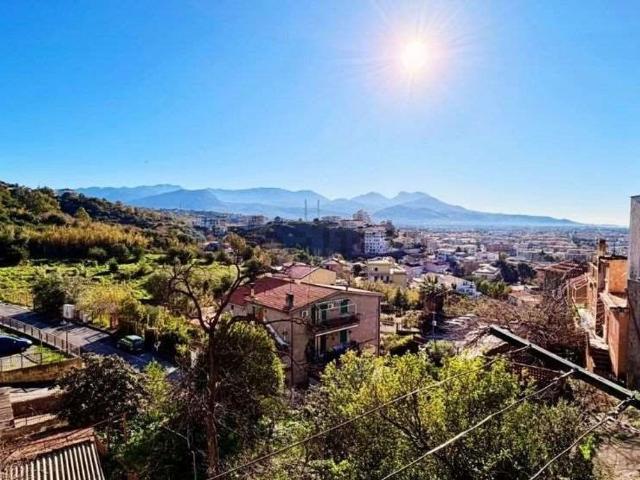 Appartamento in vendita a Centro Storico, Calabria