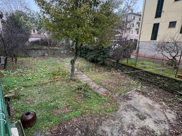 Appartamento in vendita a Pratovecchio Stia, Pratovecchio