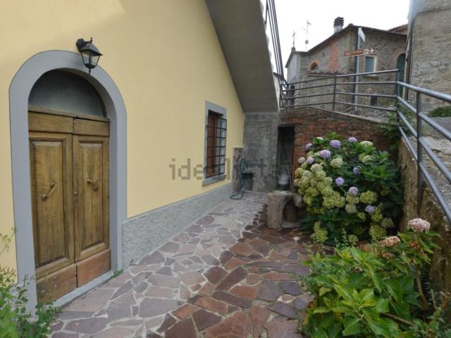 Appartamento in vendita a Marliana, Toscana