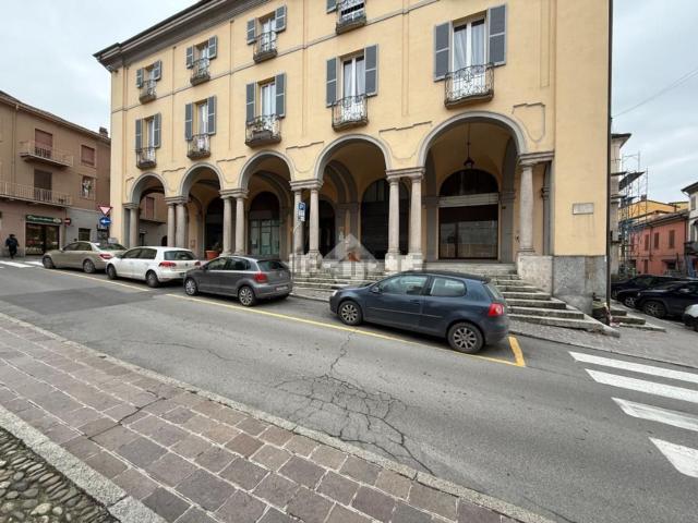 Appartamento in vendita a Stradella, Lombardia