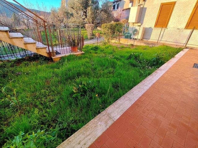Appartamento in vendita a Amelia, Umbria