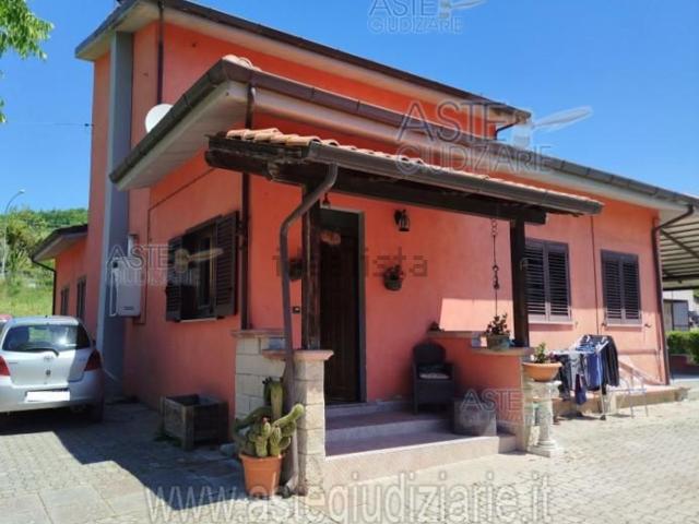 Appartamento in vendita a Sant'angelo Le Fratte, Basilicata