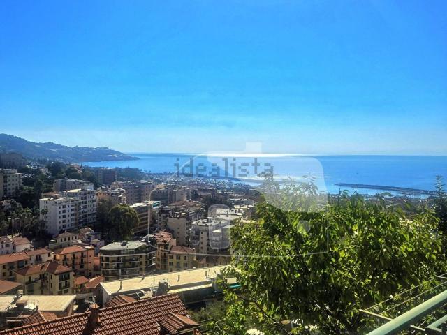 Appartamento in vendita a Suseneo, San Remo