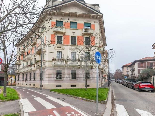 Appartamento in vendita a Municipio 2, Milano