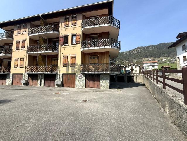 Appartamento in vendita a Castione Della Presolana, Lombardia