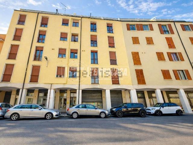 Appartamento in vendita a Fiera-Catena, San Giorgio Di Mantova