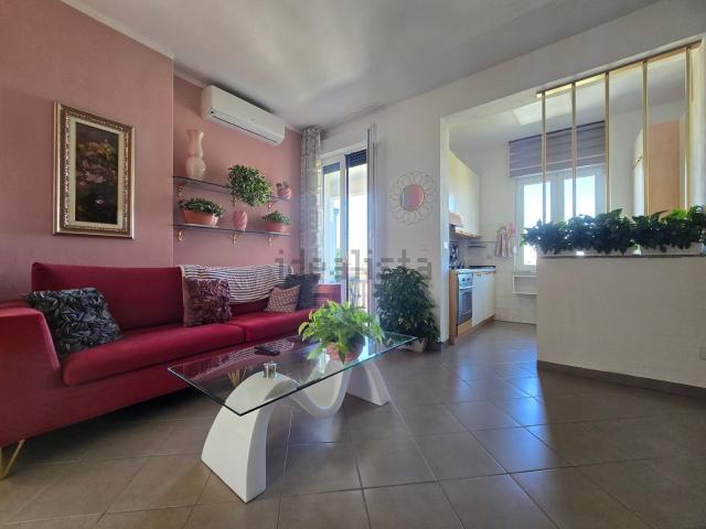 Appartamento in vendita a Baia del Re, Piacenza
