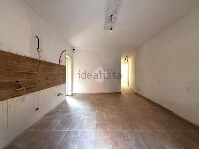 Appartamento in vendita a Cerano, Novara
