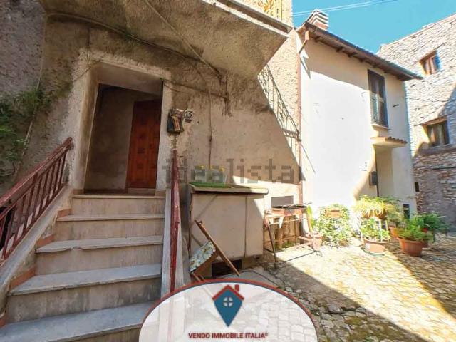 Appartamento in vendita a Maenza, Lazio