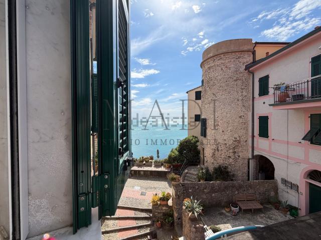 Appartamento in vendita a Portesone, Lerici
