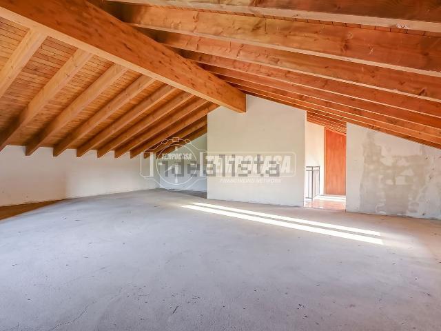 Appartamento in vendita a Borgo Ticino, Novara