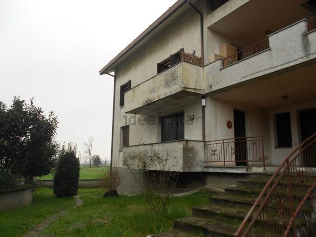 Appartamento in vendita a Dovera, Lombardia