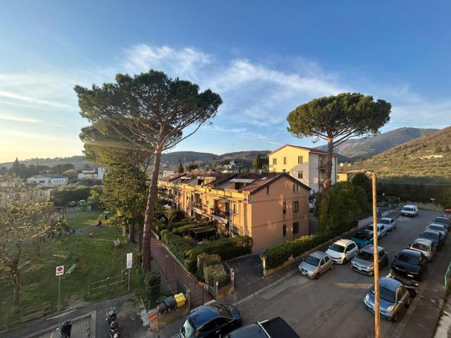 Appartamento in vendita a Colonnata, Sesto Fiorentino