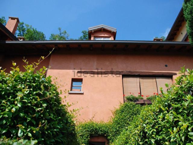 Appartamento in vendita a Como, Lombardia