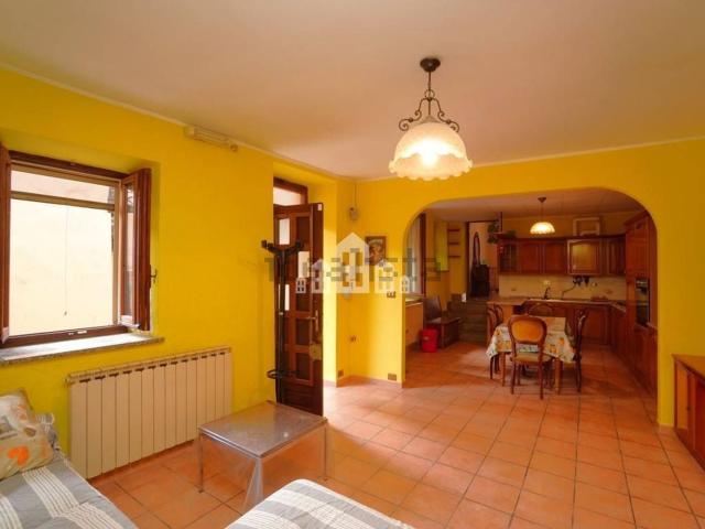 Appartamento in vendita a Cuorgnè, Torino