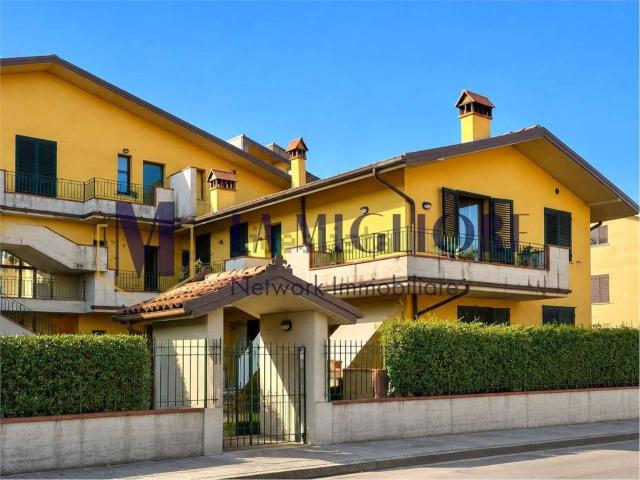 Appartamento in vendita a Prato, Toscana