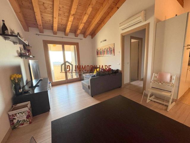 Appartamento in vendita a Volpago Del Montello, Veneto