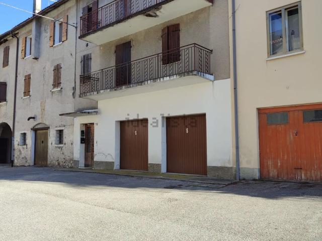 Appartamento in vendita a Feltre, Veneto