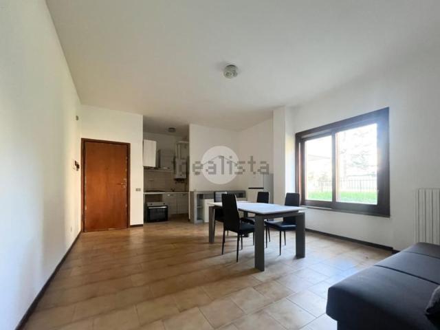 Appartamento in vendita a Castrezzato, Lombardia