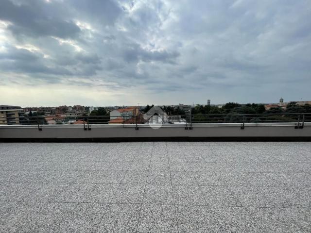 Appartamento in vendita a Campo Sportivo-Colombara, Saronno
