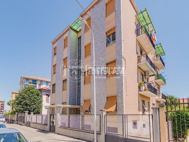 Appartamento in vendita a Vigevano, Lombardia