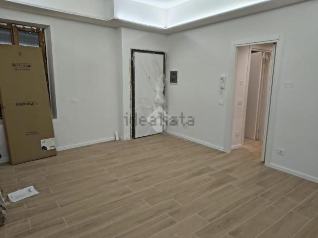 Appartamento in vendita a Cesano Maderno, Lombardia