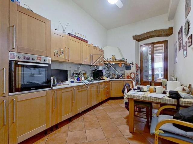 Appartamento in vendita a Quartiere 4, Firenze
