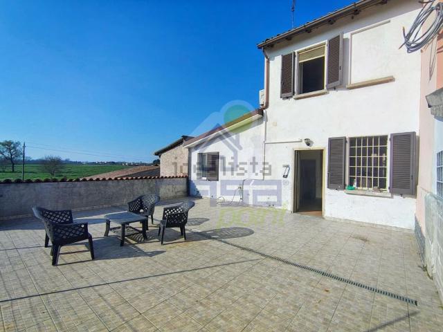 Appartamento in vendita a Linarolo, Lombardia