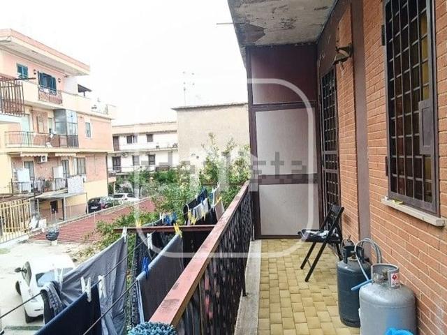Appartamento in vendita a Finocchio, Roma Capitale