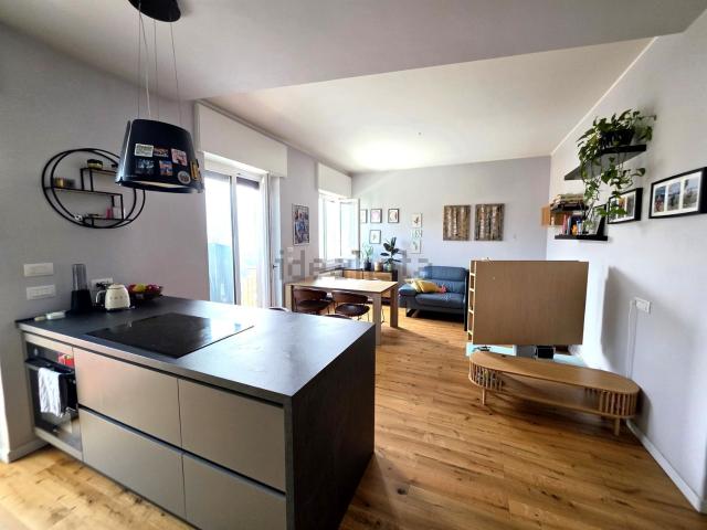 Appartamento in vendita a Roncate, Como