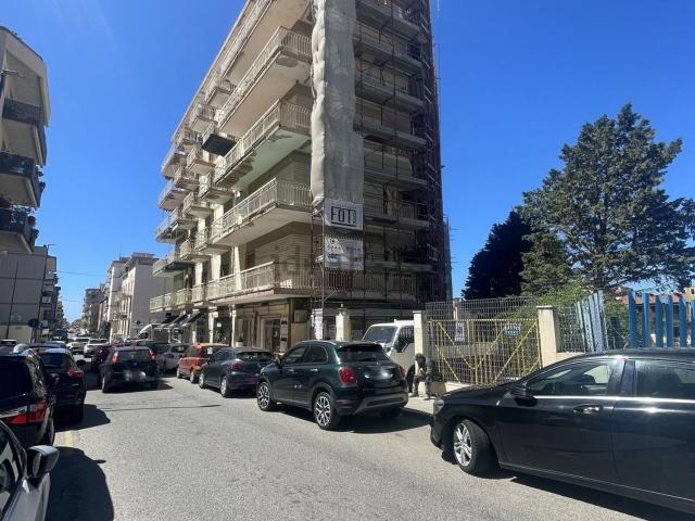 Appartamento in vendita a Calabria, Reggio Calabria