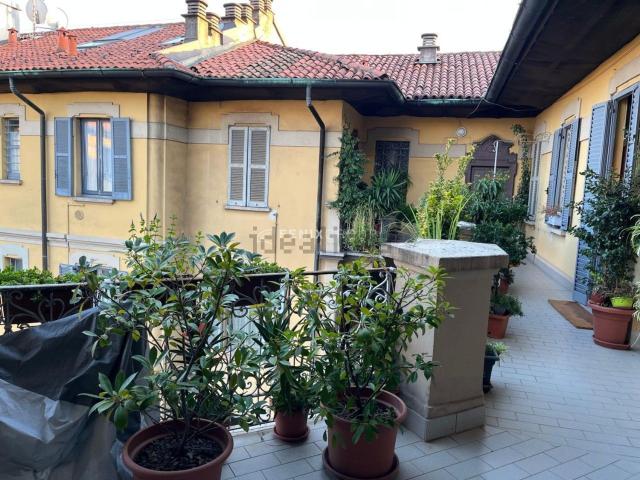 Appartamento in vendita a Municipio 9, Milano