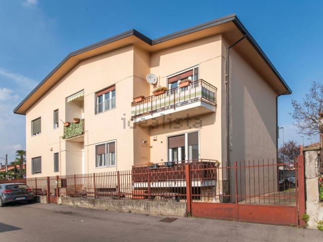 Appartamento in vendita a Canegrate, Milano