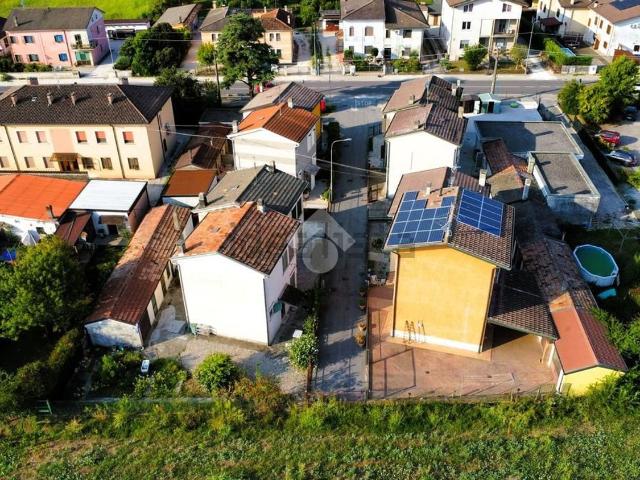 Appartamento in vendita a Roncoferraro, Lombardia