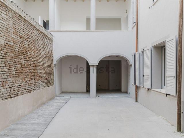 Appartamento in vendita a Colorno, Parma