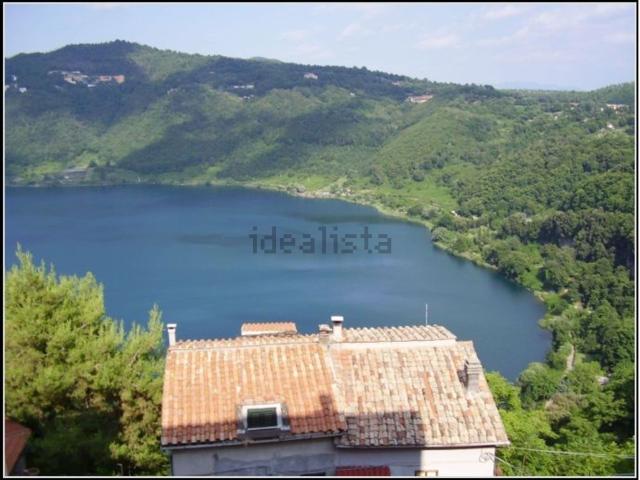 Appartamento in vendita a Borgo Vecchio, Genzano di Roma