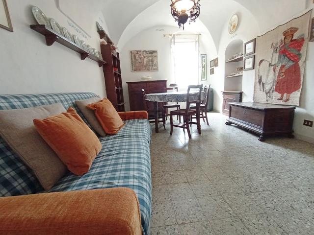 Appartamento in vendita a Dolceacqua, Liguria