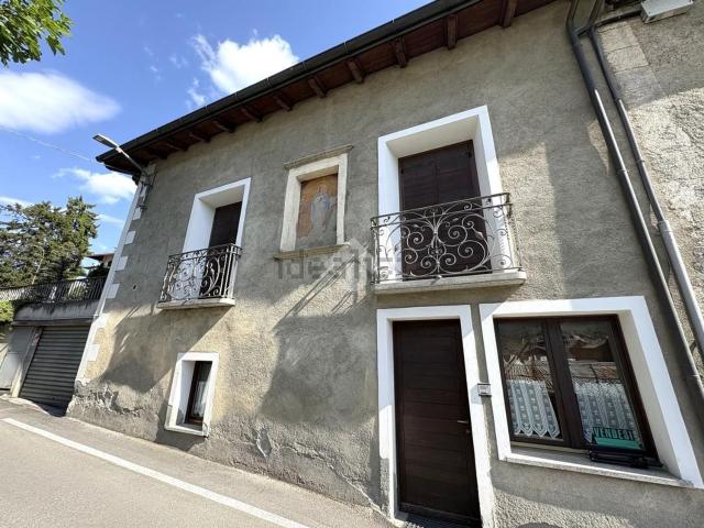 Appartamento in vendita a Dossiglio, Bormio